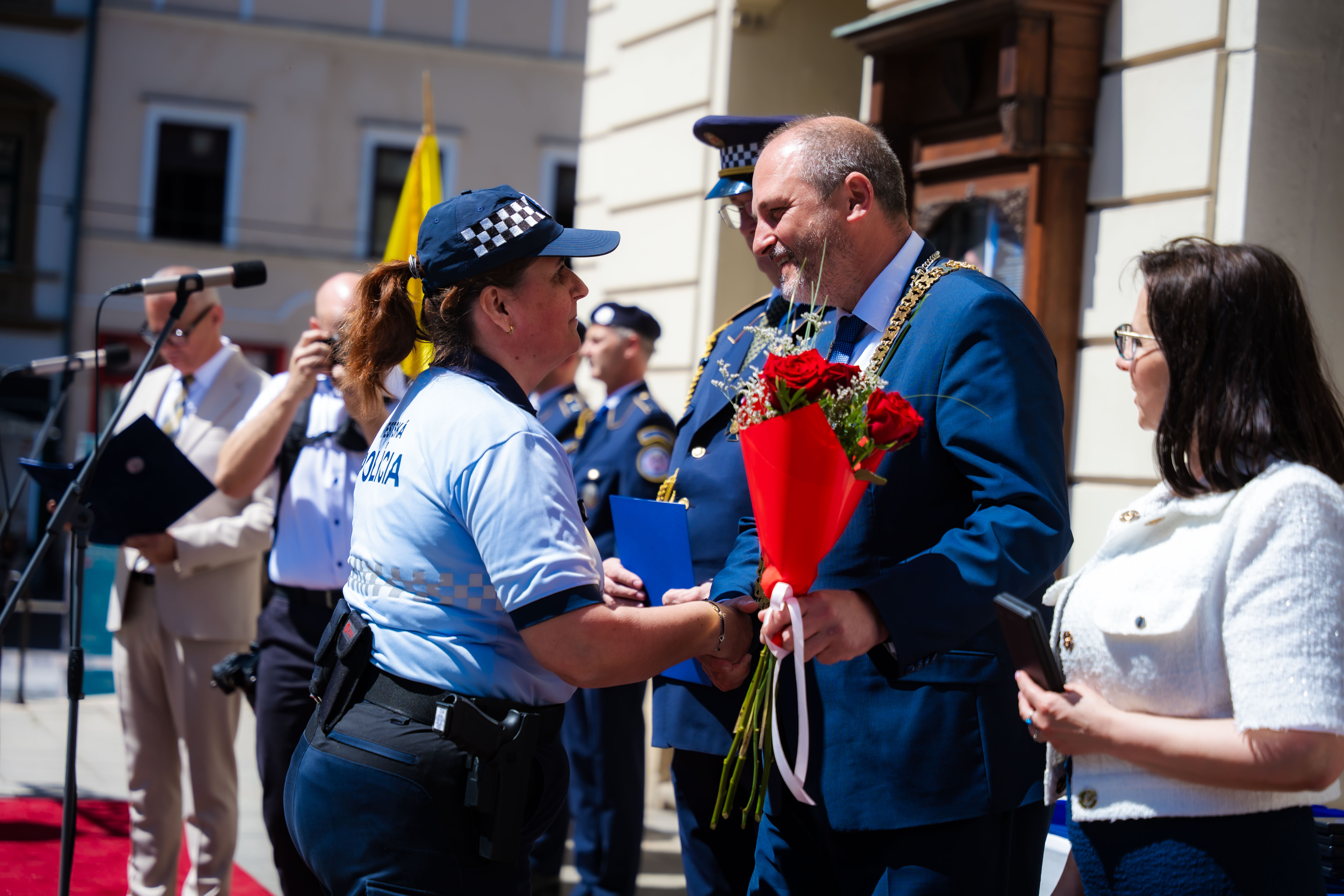 Slavnostne ocenovanie prislusnikov Mestskej policie mesta Kosice -1-38